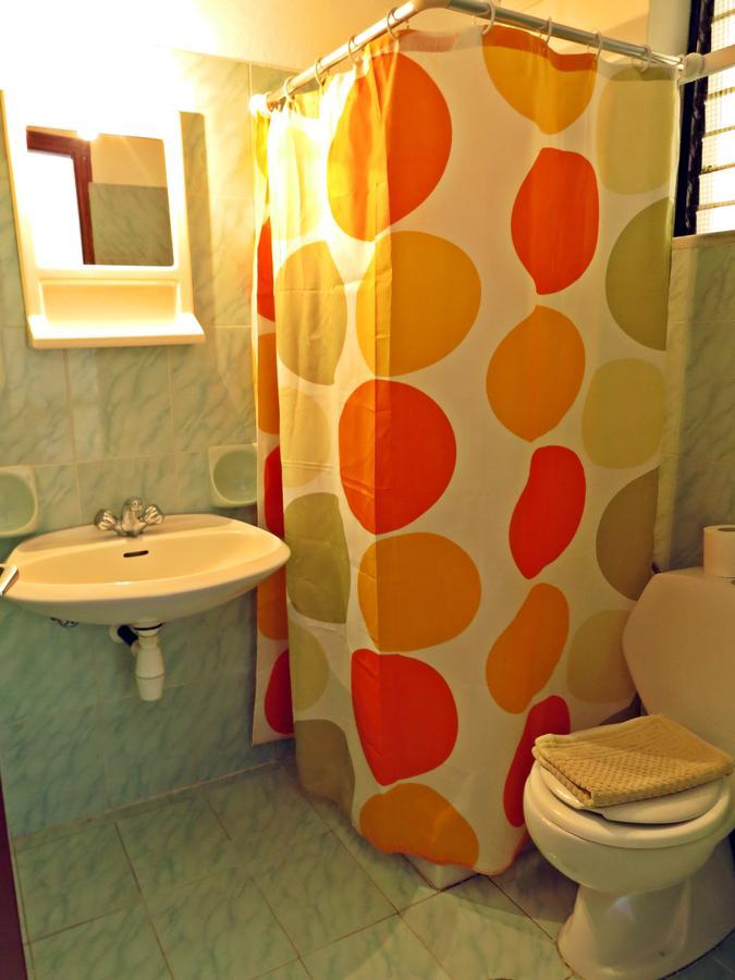 Debby Apartments Ialysos  Zimmer foto